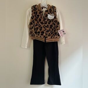NWT HELLO KITTY 3 piece set‎